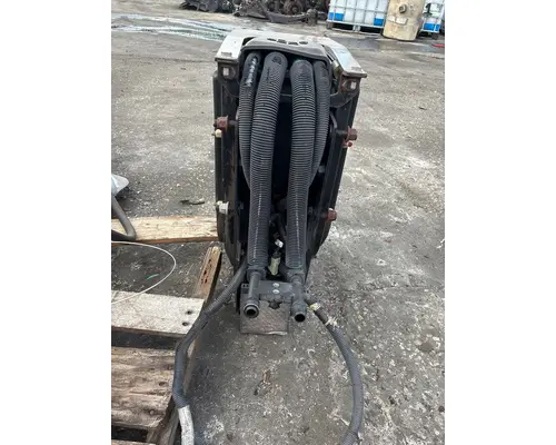 PETERBILT 386 DEF Tank