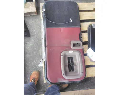 PETERBILT 386 DOOR, COMPARTMENT
