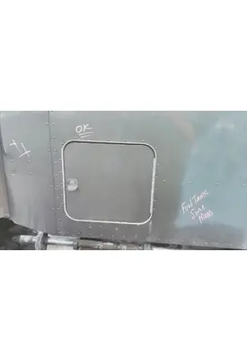 PETERBILT 386 DOOR, COMPARTMENT