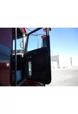 PETERBILT 386 DOOR ASSEMBLY, FRONT
