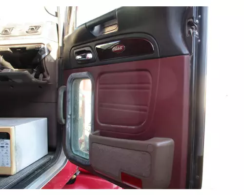 PETERBILT 386 DOOR ASSEMBLY, FRONT
