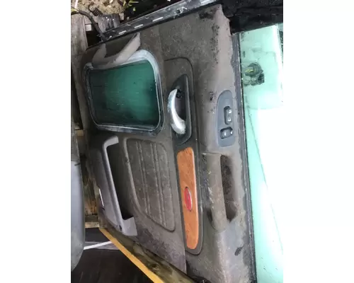 PETERBILT 386 DOOR ASSEMBLY, FRONT