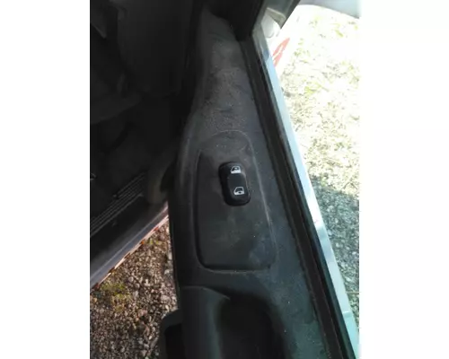 PETERBILT 386 DOOR ASSEMBLY, FRONT