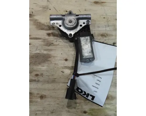 PETERBILT 386 DOOR WINDOW REGULATOR