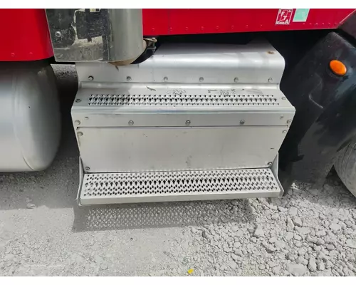 PETERBILT 386 DPF (Diesel Particulate Filter)