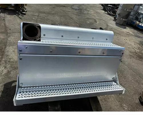 PETERBILT 386 DPF (Diesel Particulate Filter)