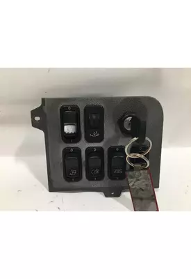 PETERBILT 386 Dash / Console Switch
