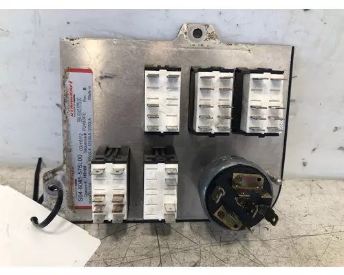 PETERBILT 386 Dash  Console Switch