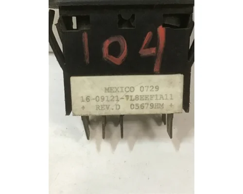 PETERBILT 386 Dash  Console Switch