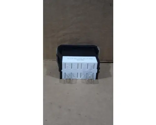 PETERBILT 386 Dash  Console Switch