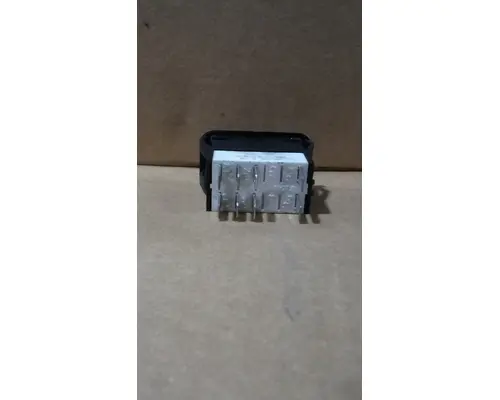 PETERBILT 386 Dash  Console Switch