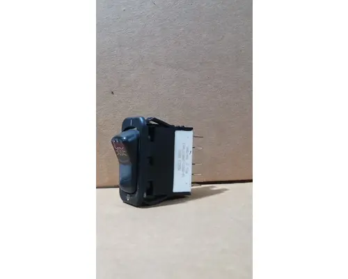 PETERBILT 386 Dash  Console Switch