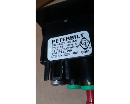 PETERBILT 386 Dash  Console Switch