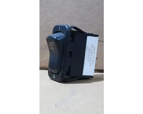 PETERBILT 386 Dash  Console Switch