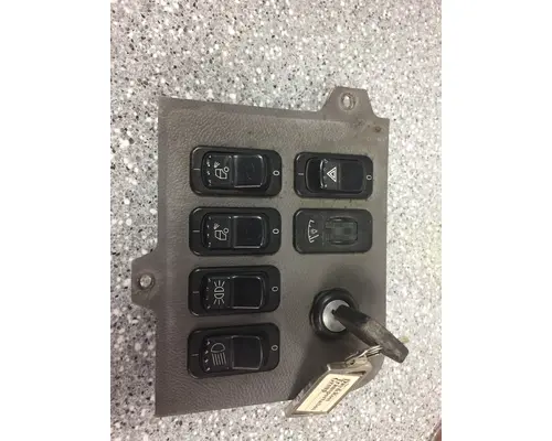 PETERBILT 386 Dash Assembly