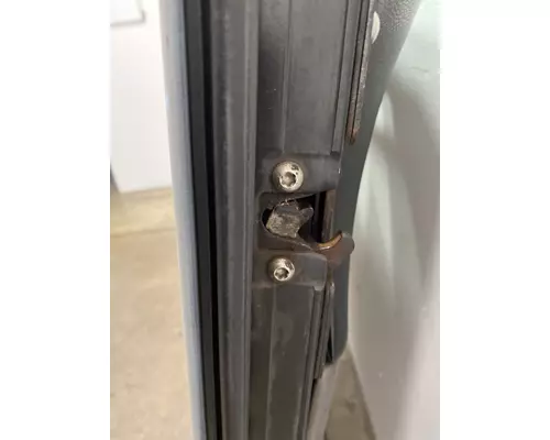 PETERBILT 386 Door Assembly, Front