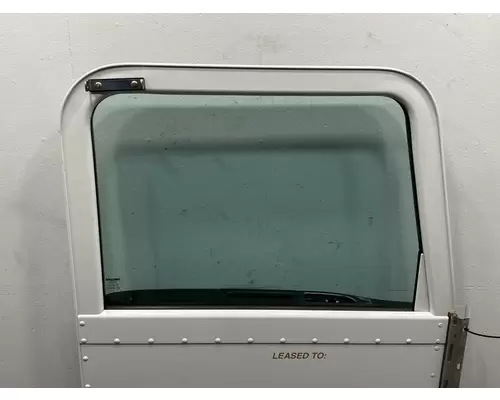 PETERBILT 386 Door Assembly, Front