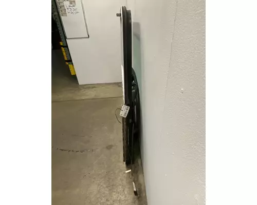 PETERBILT 386 Door Assembly, Front