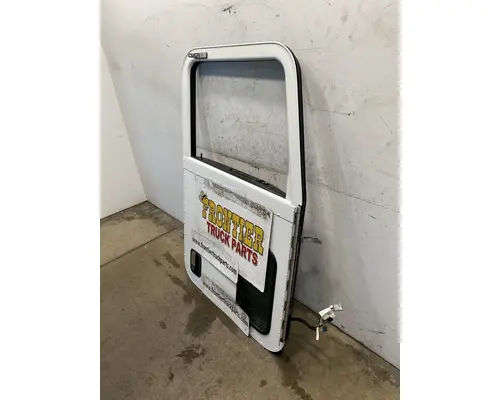 PETERBILT 386 Door Assembly, Front