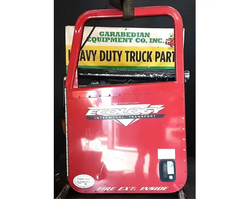 PETERBILT 386 Door Assembly, Front