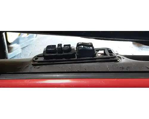 PETERBILT 386 Door Assembly, Front