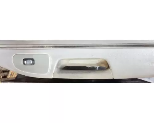 PETERBILT 386 Door Assembly, Front