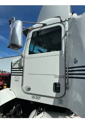 PETERBILT 386 Door Assembly, Front
