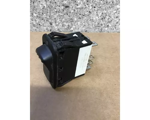 PETERBILT 386 ELECTRONIC PARTS MISC