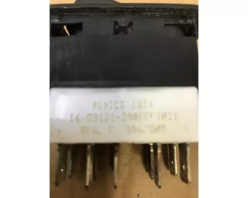 PETERBILT 386 ELECTRONIC PARTS MISC