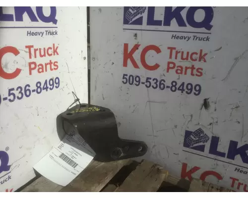 PETERBILT 386 ENGINE MOUNTS, VEHICLE (FRONT)