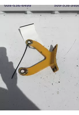 PETERBILT 386 EXHAUST/MUFFLER BRACKET