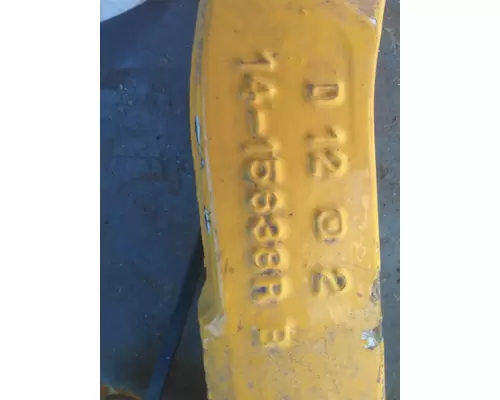 PETERBILT 386 EXHAUSTMUFFLER BRACKET