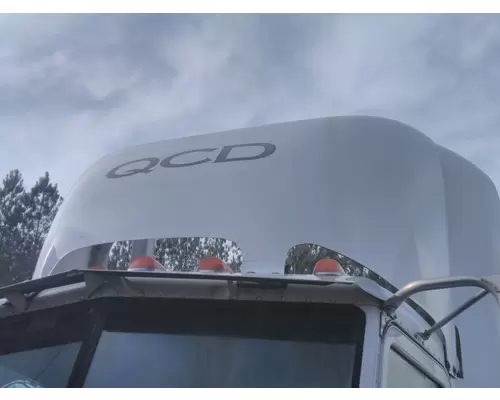 PETERBILT 386 FAIRING, WIND DEFLECTOR ROOF