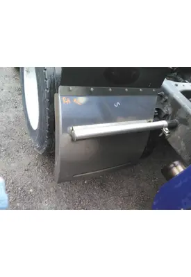 PETERBILT 386 FENDER, QUARTER/HALF REAR