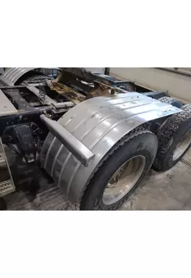 PETERBILT 386 FENDER, QUARTER/HALF REAR