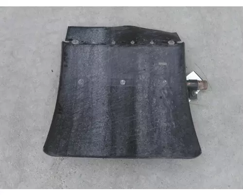 PETERBILT 386 FENDER, QUARTERHALF REAR