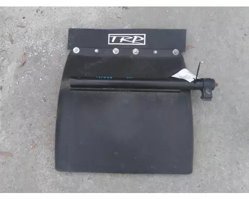 PETERBILT 386 FENDER, QUARTERHALF REAR