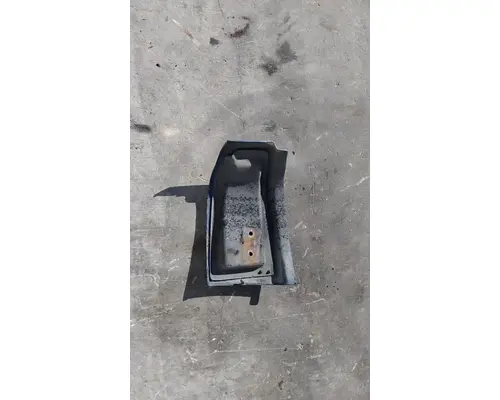 PETERBILT 386 FENDER EXTENSION