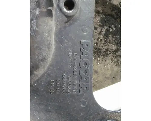 PETERBILT 386 FRAME HORN