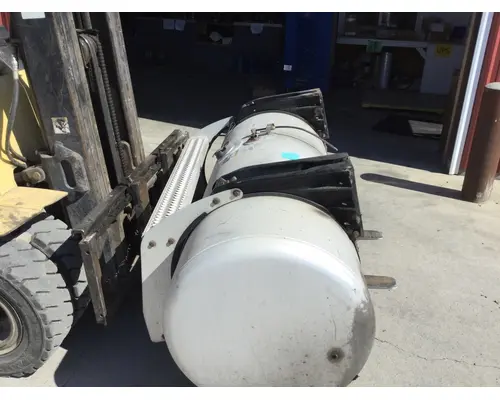 PETERBILT 386 FUEL TANK