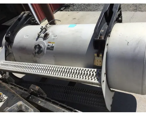 PETERBILT 386 FUEL TANK