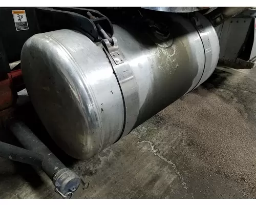 PETERBILT 386 FUEL TANK