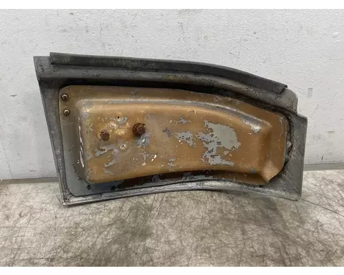 PETERBILT 386 Fender Extension