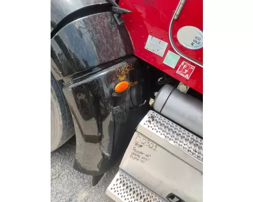 PETERBILT 386 Fender Extension