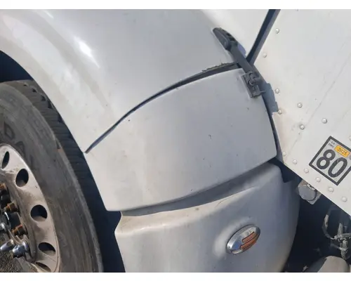 PETERBILT 386 Fender Extension