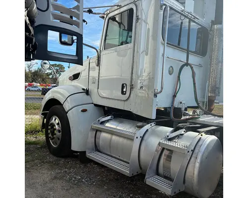 PETERBILT 386 Fender Extension