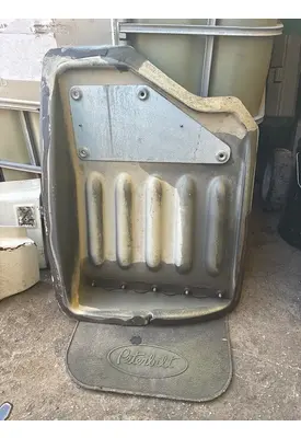PETERBILT 386 Fender