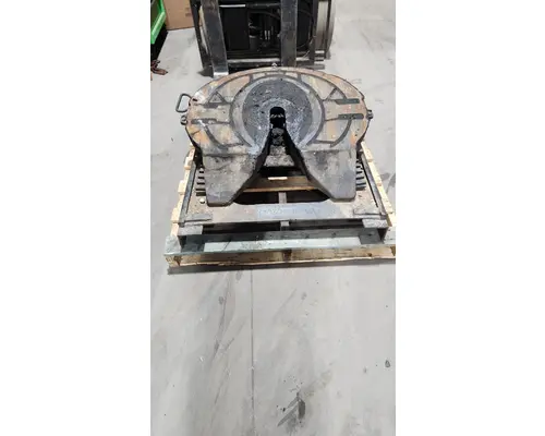 PETERBILT 386 Fifth Wheel