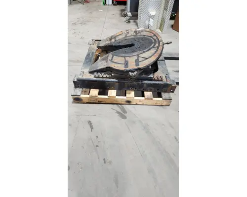 PETERBILT 386 Fifth Wheel