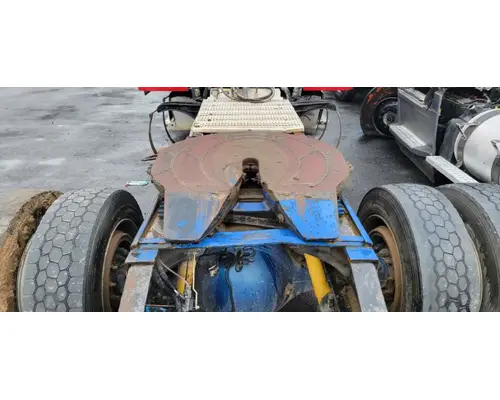 PETERBILT 386 Fifth Wheel